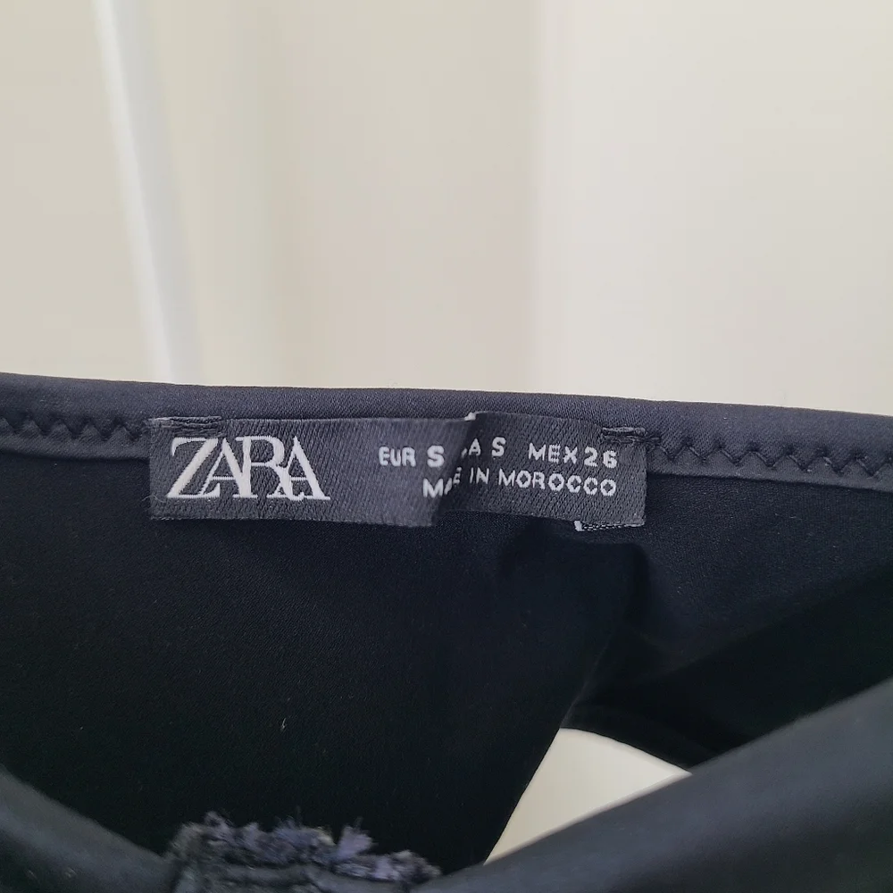 ZARA Satin Effect Bralette - Picture 3 of 5
